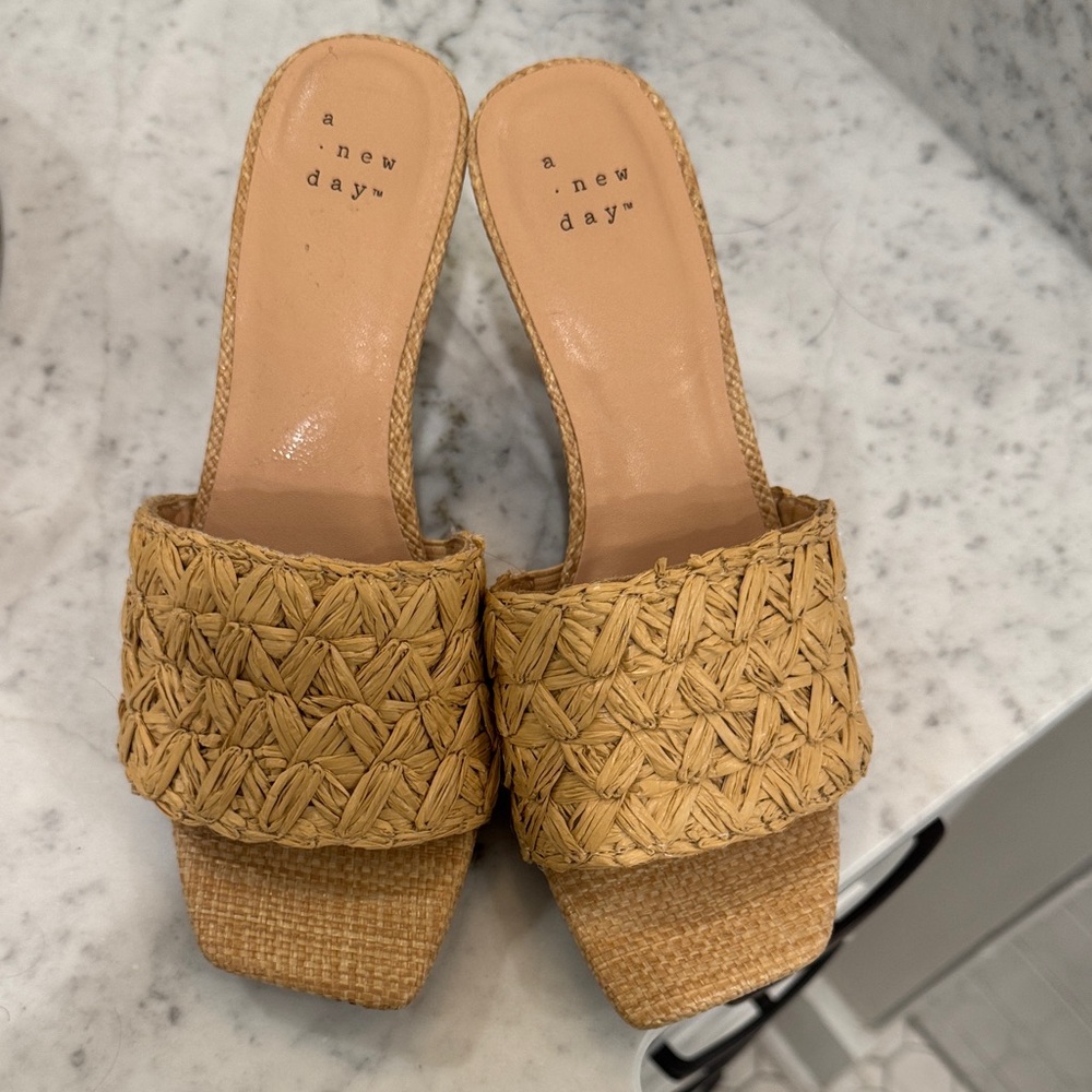 Woven Heel
